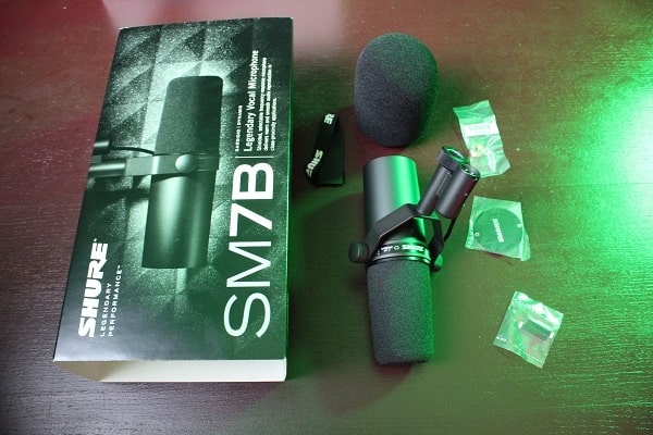 unboxing shure sm7b